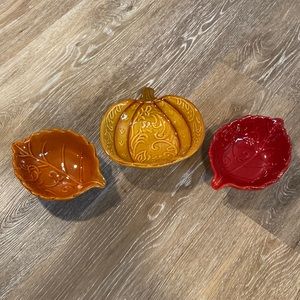 Fall candy dishes. Pumpkin and leaves